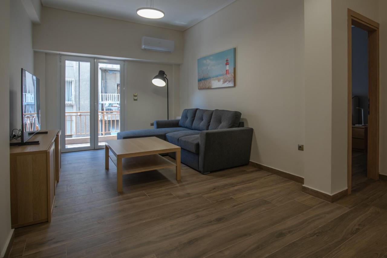 Max Blue Apartment, A Stay Like No Other 피레아스 외부 사진
