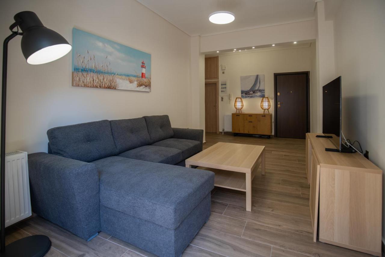 Max Blue Apartment, A Stay Like No Other 피레아스 외부 사진